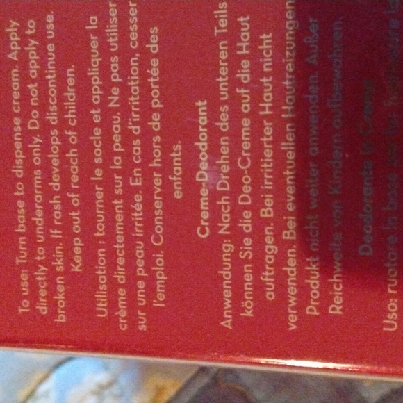 ElizabethArden Deodrant - Picture 4 of 6